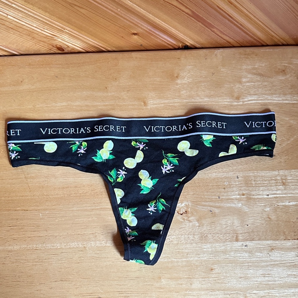 Victoria’s Secret Lemons Thong